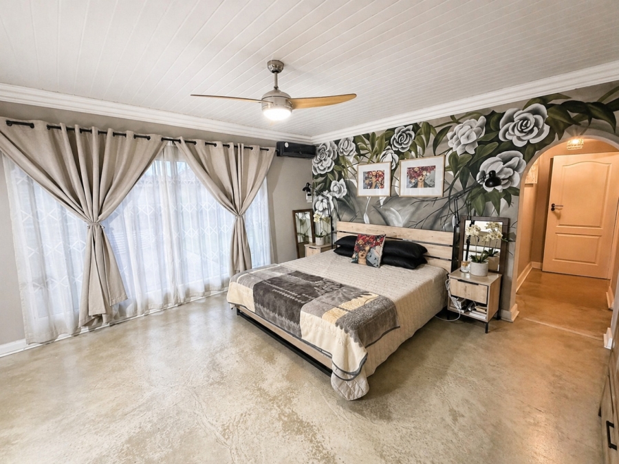 5 Bedroom Property for Sale in Vaalpark Free State